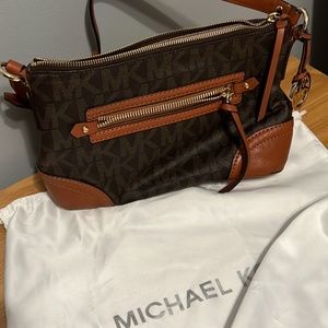 Micheal kors small bag